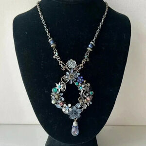 Vintage Victorian Cameo Lavalier Flower Rhinestone Necklace